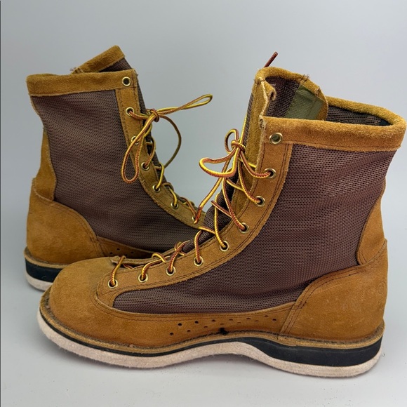 Danner River Gripper Felt Bottom 
Fly Fishing Wading Boots - Picture 8 of 10